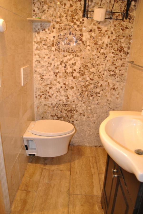 Ewr Airport Multilevel Guest House Room With 2-3 Beds Newark Exterior photo
