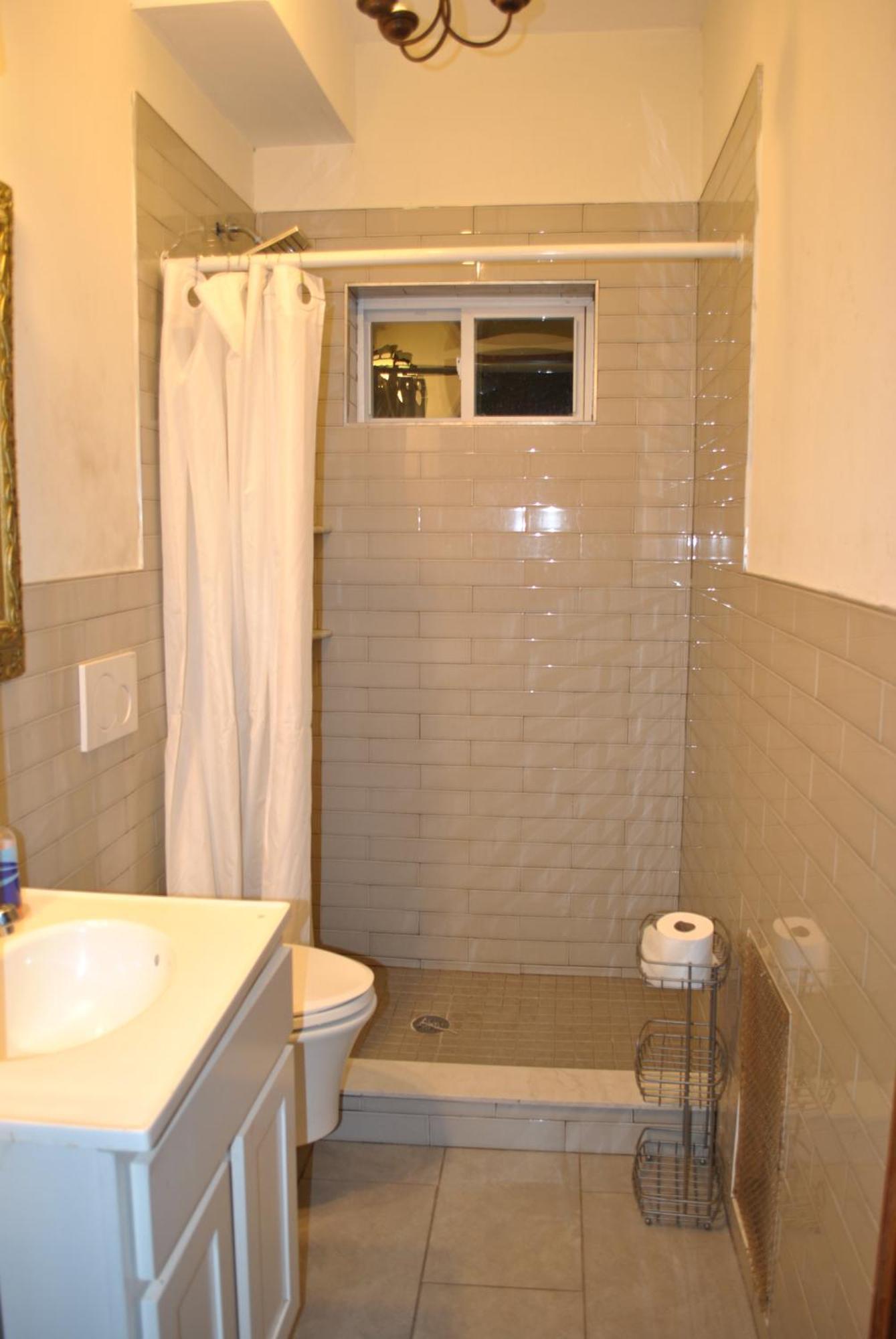 Ewr Airport Multilevel Guest House Room With 2-3 Beds Newark Exterior photo